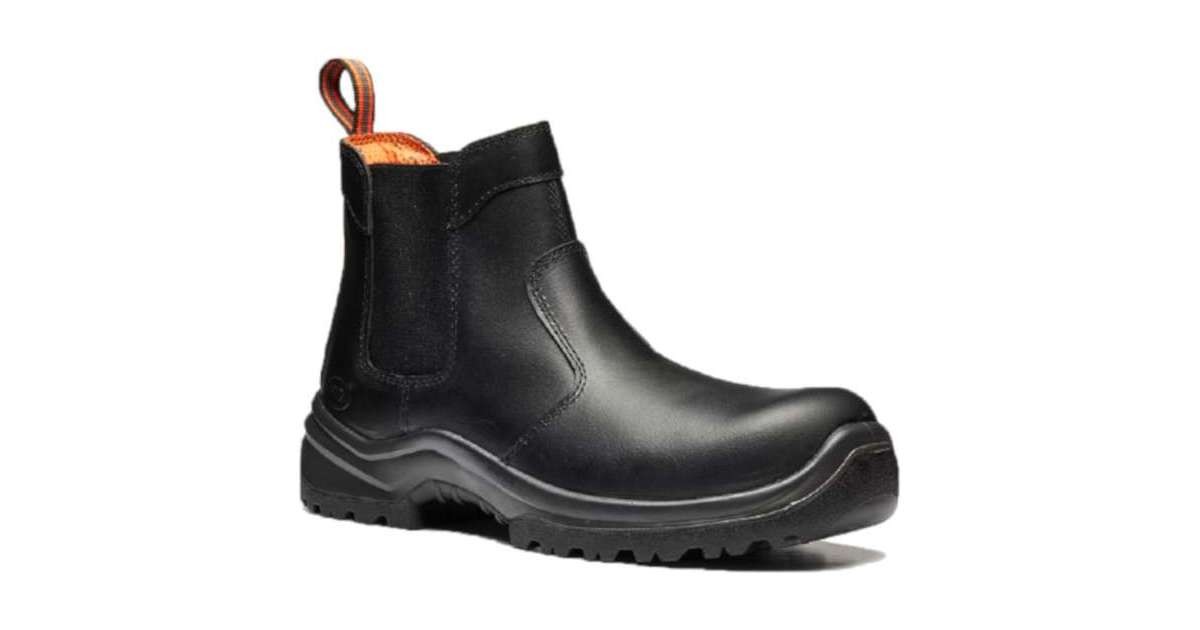 v12 rigger boots